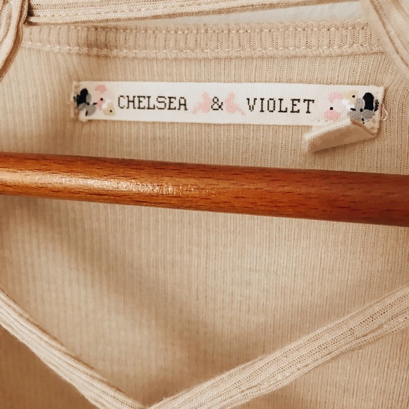 CHELSEA & VIOLET Top - Picture 2 of 4